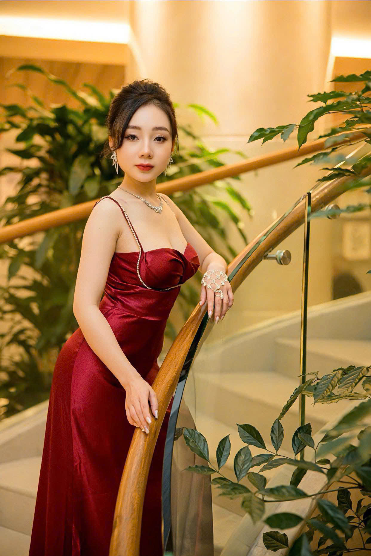 Bản thân sau này